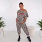 Set top e pantaloni da donna con stampa leopardo